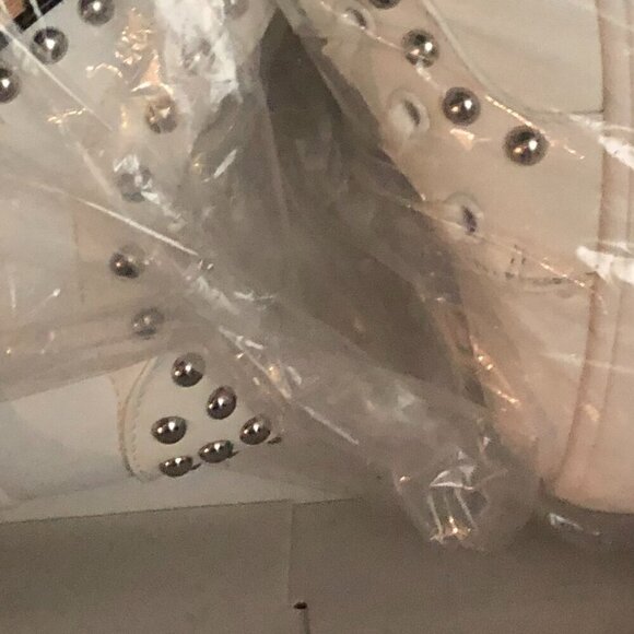 Steve Madden Leopard/Studded Detailed "Belle" Sneakers Size 8.5 NWT - Picture 9 of 13